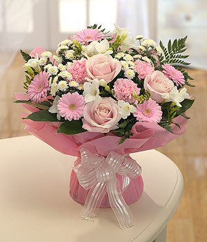 Jual Rangkaian Bunga Mawar Valentine Di Meruya Selatan Jakarta Barat 081318886828