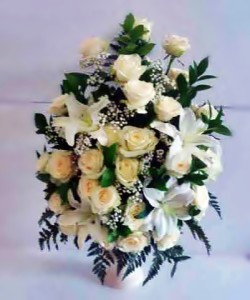 karangan bunga meja mawar putih