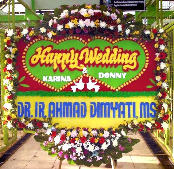 Jual Karangan Bunga Papan Wedding Di Kota Surabaya