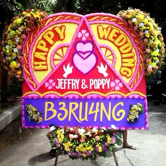 papan bunga happy wedding Bali