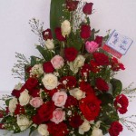 karangan bunga meja mawar