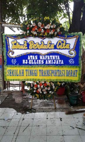 bunga papan duka cita