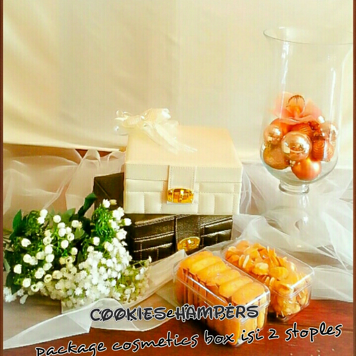 Parcel Lebaran Kue Kering Kelapa Gading Jakarta