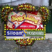Jual Rangkaian Bunga Papan Wedding Di Kota Surabaya