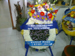 pesan standing flower duka cita di kabupaten suka bumi