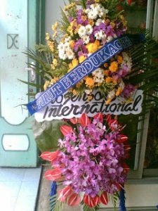 toko bunga standing flower belasungkawa di kabupaten kuningan