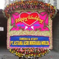 Kirim Karangan Bunga Mawar Merah di Kelapa Gading