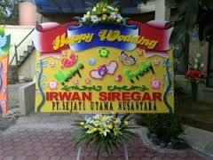 jual bunga papan wedding di kabupaten purwakarta