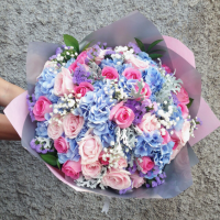 TOKO BUNGA MAWAR VALENTINE BALUWARTI, SOLO