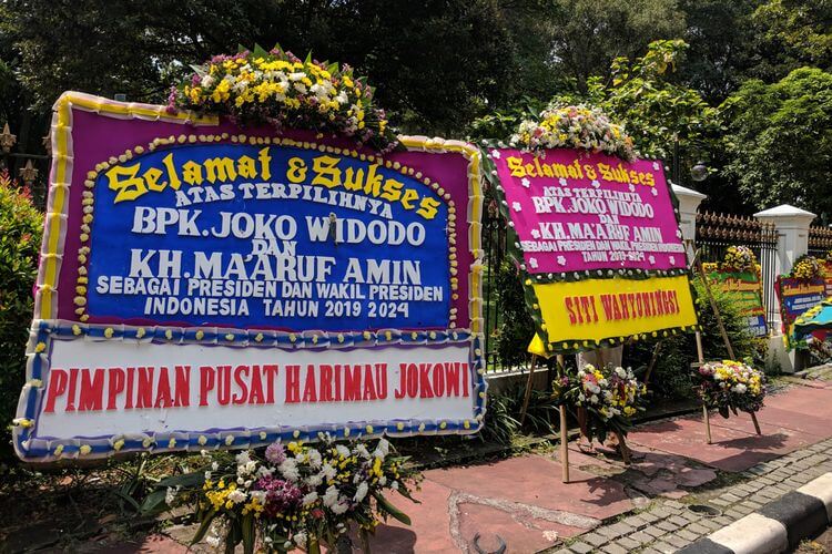 Karangan Bunga Jokowi Maruf