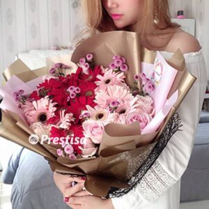 Loving Gerbera Boquuet