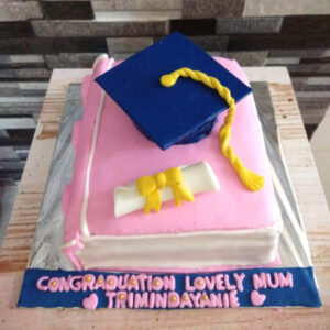 Graduation Cake Tangerang