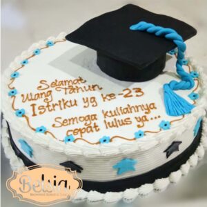 Graduation Cake Yogya