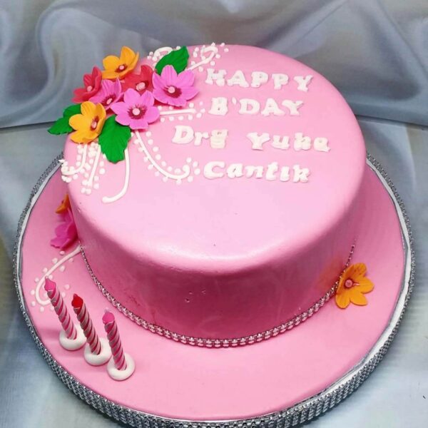Pink Birthday Cake Bogor