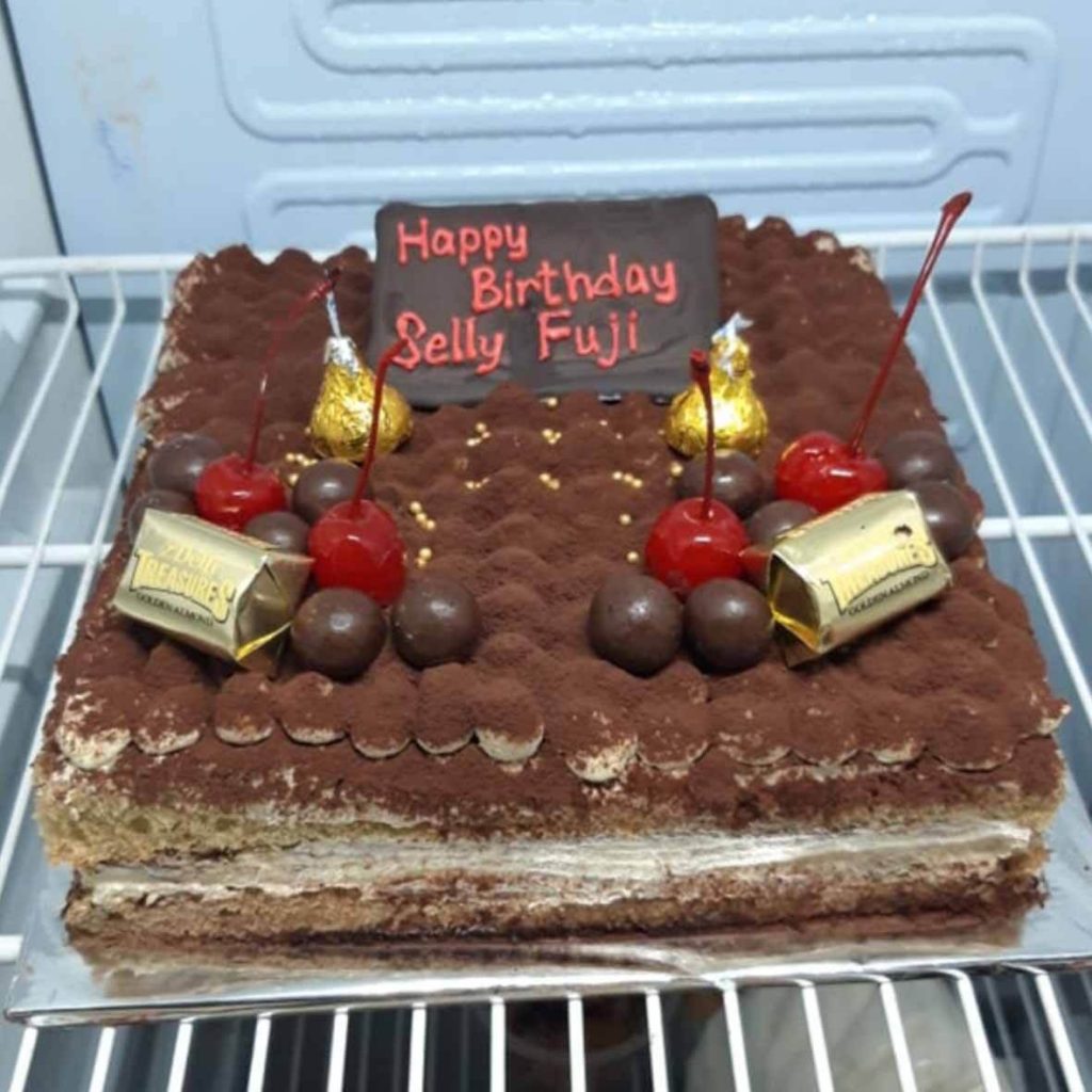 Tiramisu Cake Bandung - Pesan Online &amp; Delivery Indonesia | Prestisa