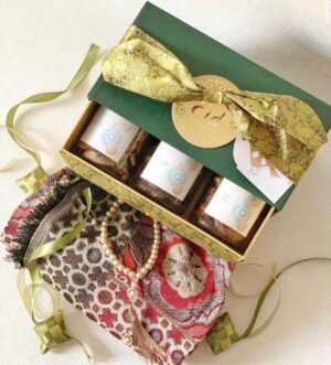 Hampers Cookies Pita Emas