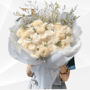 mix white flowers bouquet