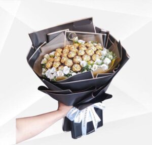 CHOCOLATE BOUQUET AND CAKES - 3