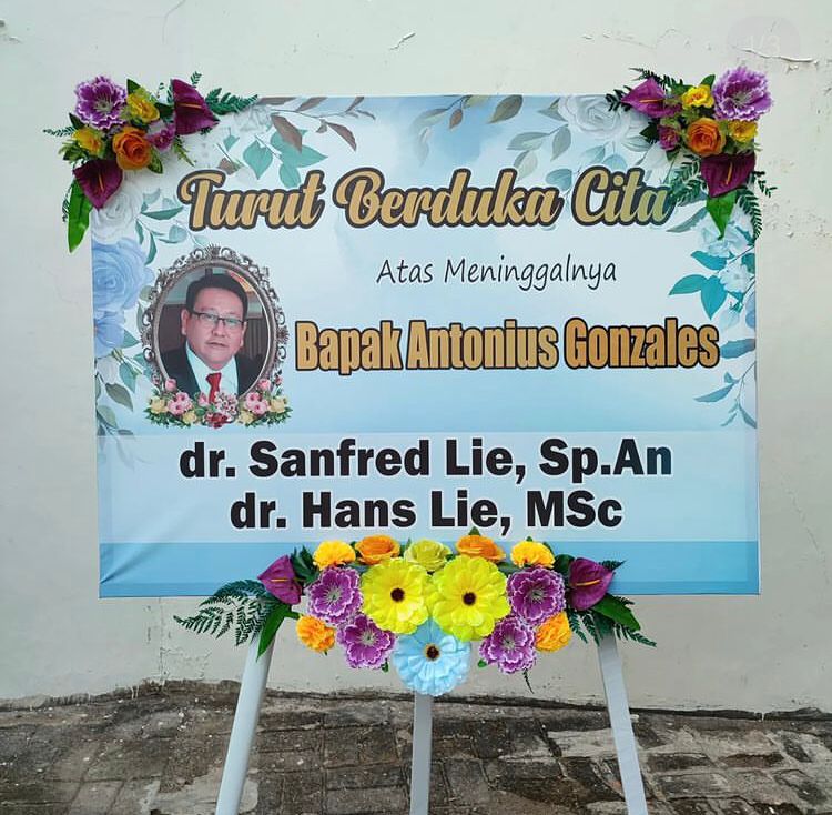 Karangan Bunga Papan Duka Cita - Kupang - 4 - Pesan Online & Delivery