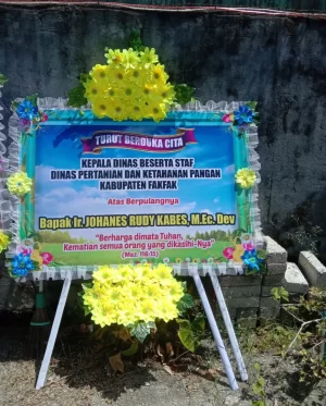 Karangan Bunga Papan Dukacita - Manokwari - 001