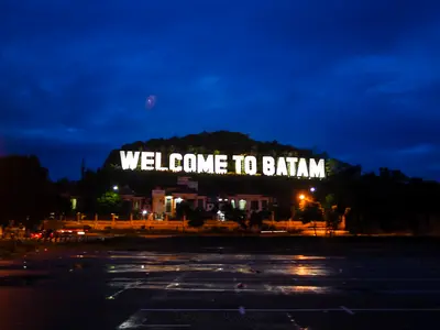 Papan Welcome to Batam, Batam